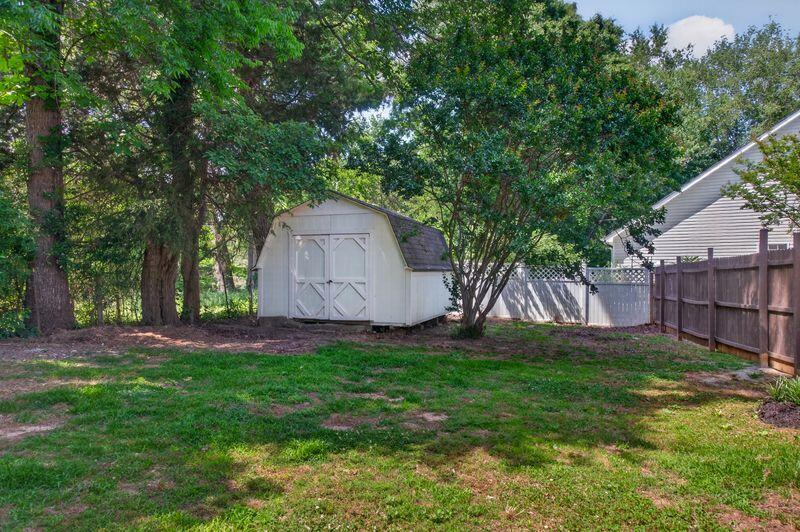 112 Dogwood Trail