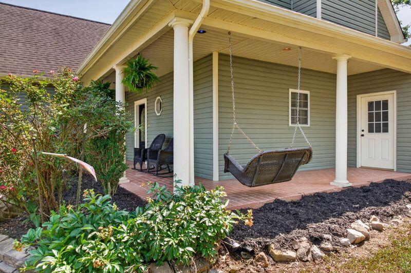 112 Dogwood Trail