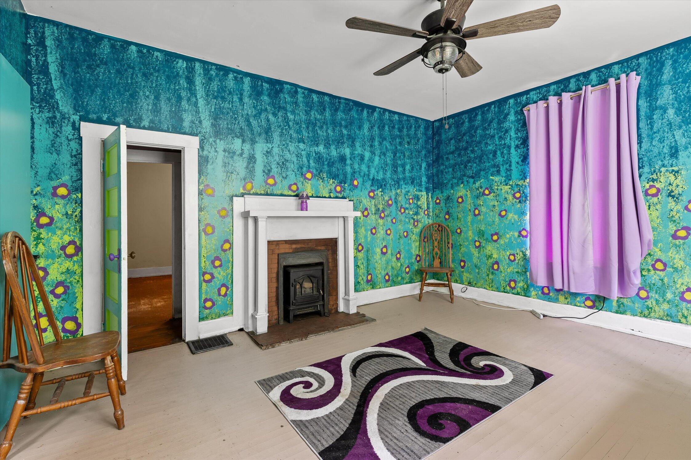 449 S Elm Street