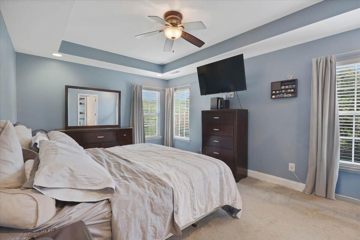 340 Gladstone Drive
