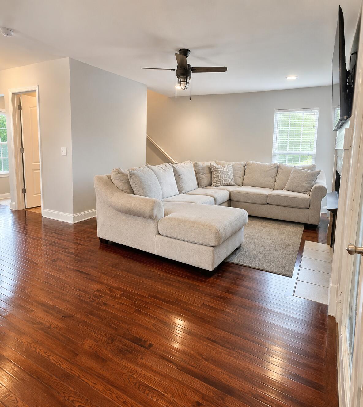 340 Gladstone Drive