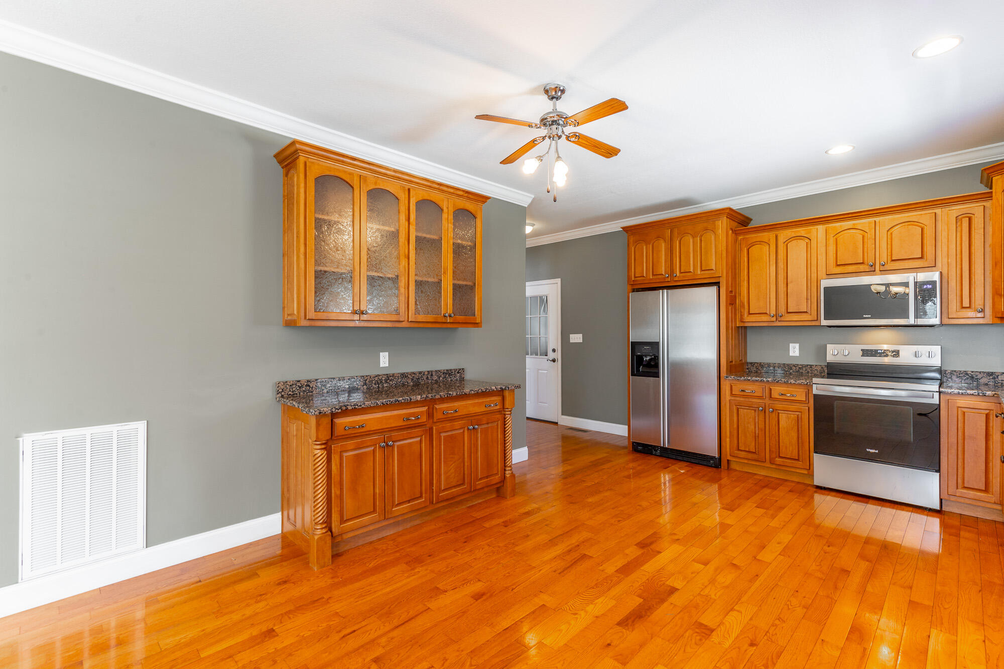 8543 Cavanaugh Lane