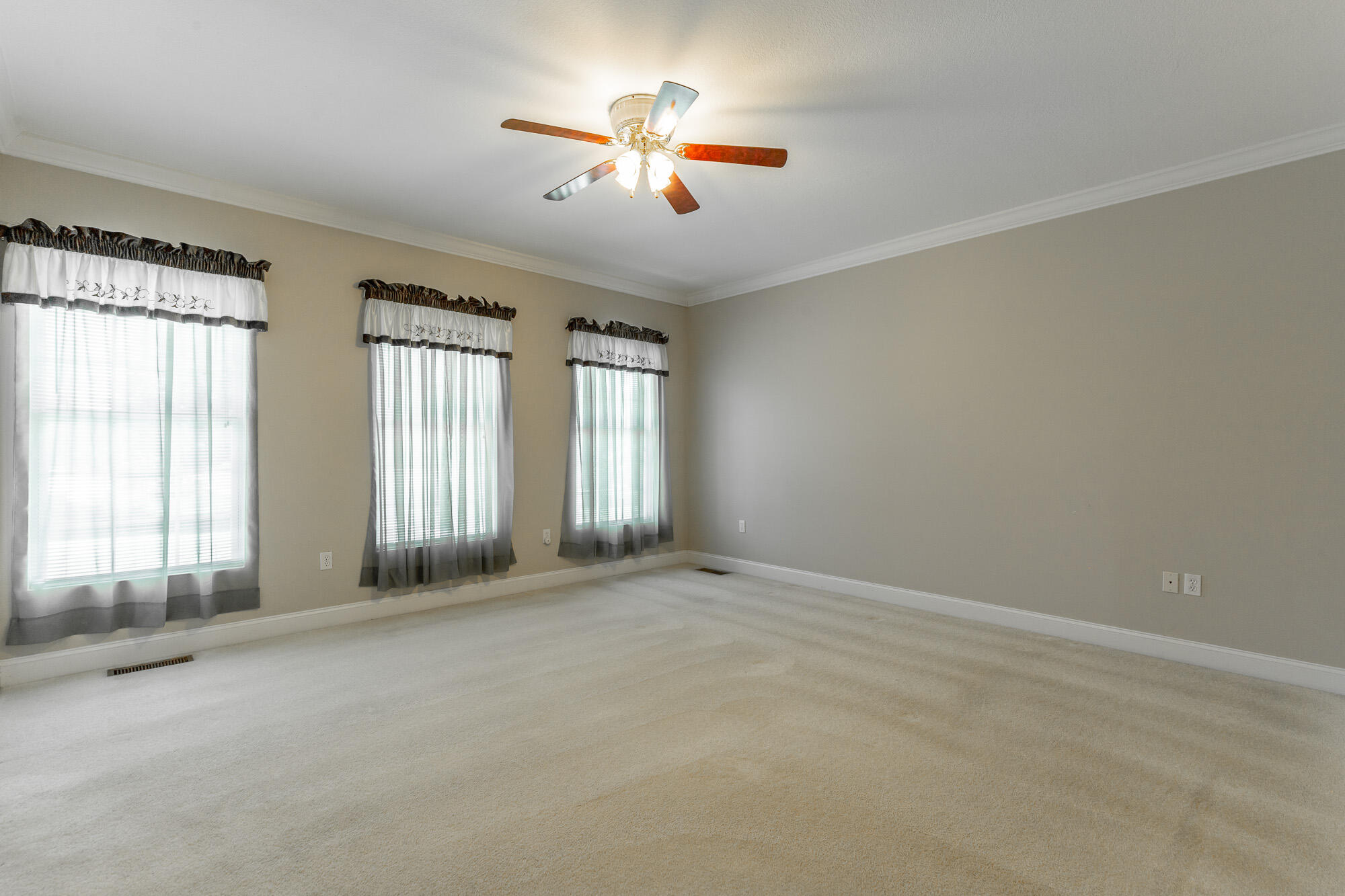 8543 Cavanaugh Lane