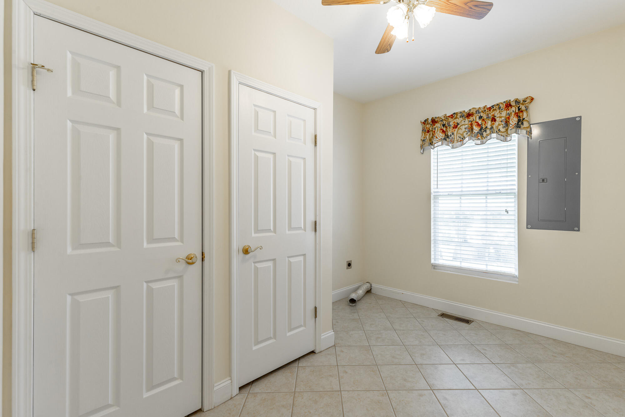 8543 Cavanaugh Lane