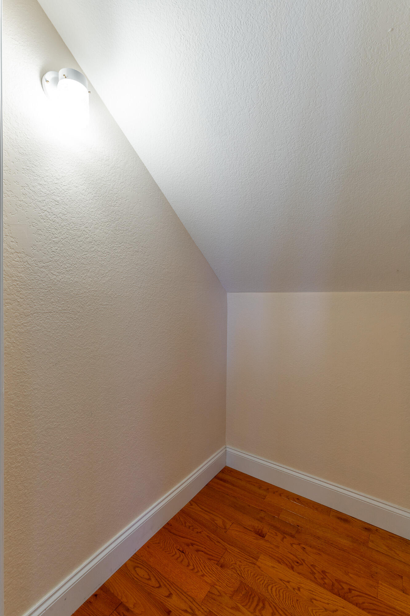 8543 Cavanaugh Lane