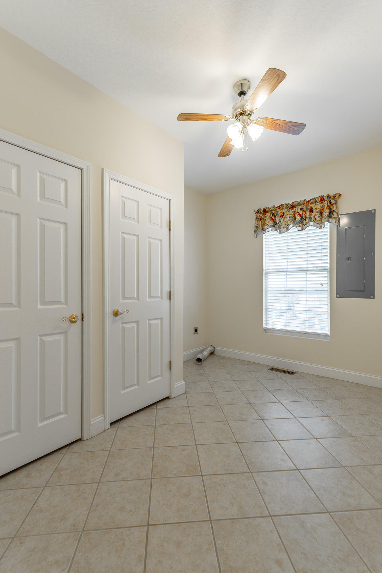 8543 Cavanaugh Lane