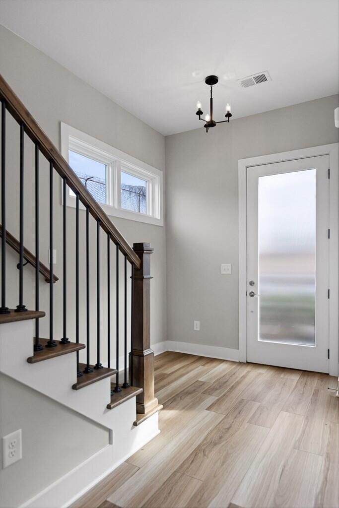 825 Burnside Place