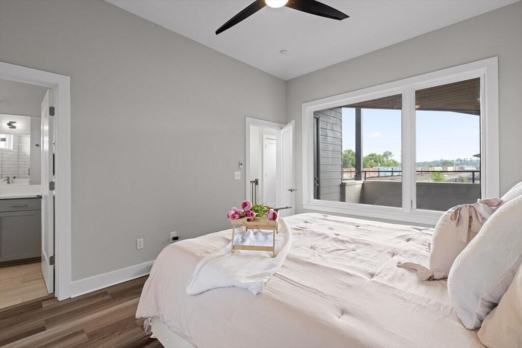 825 Burnside Place