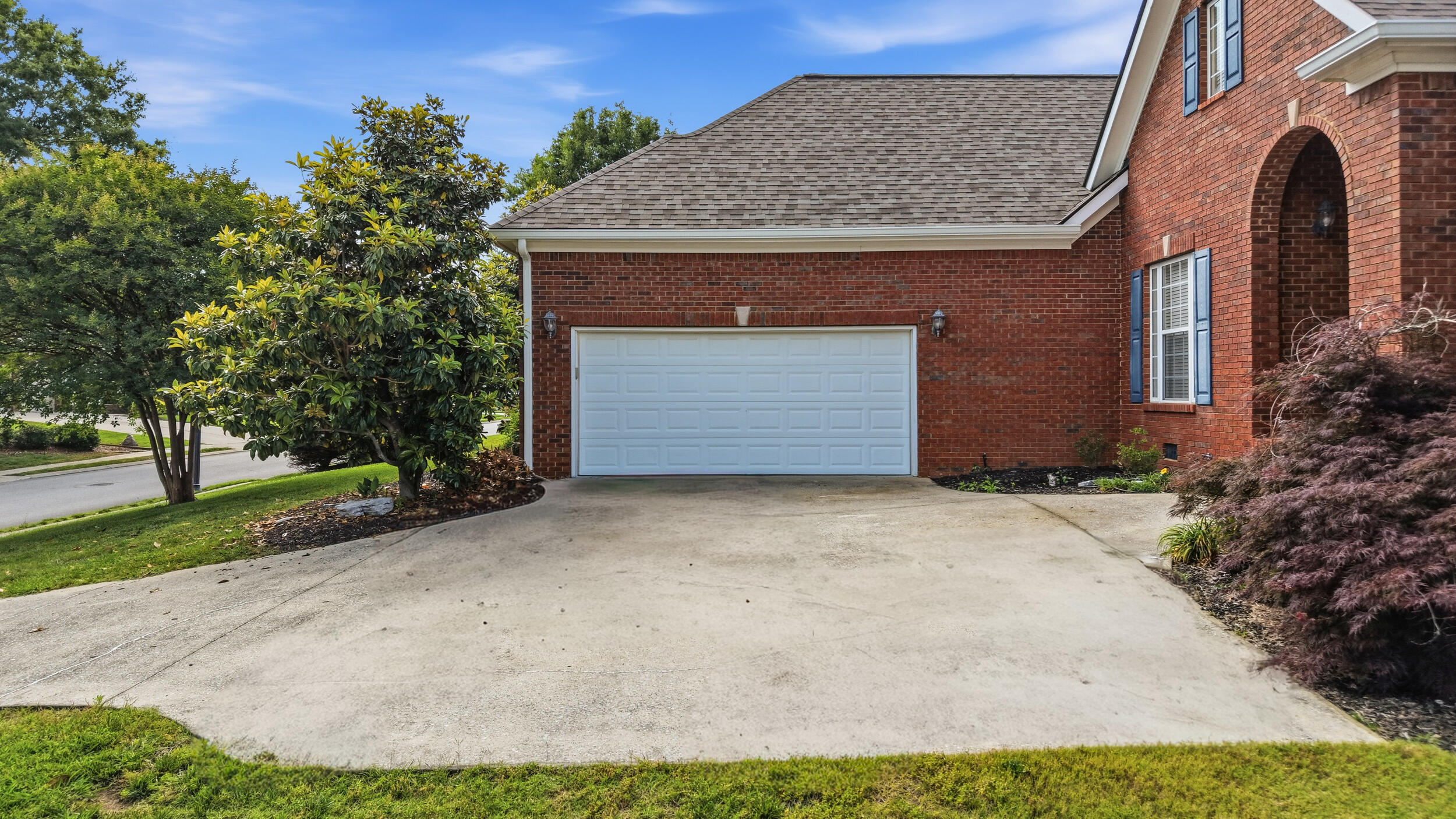 9349 Wandering Way