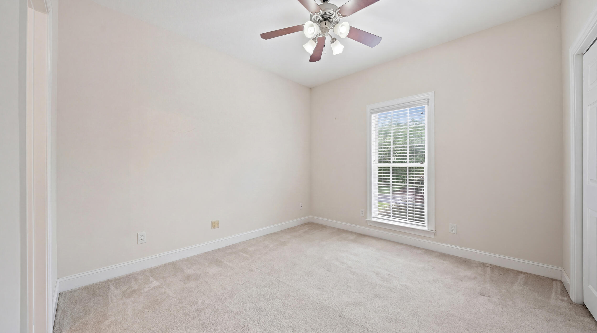 9349 Wandering Way