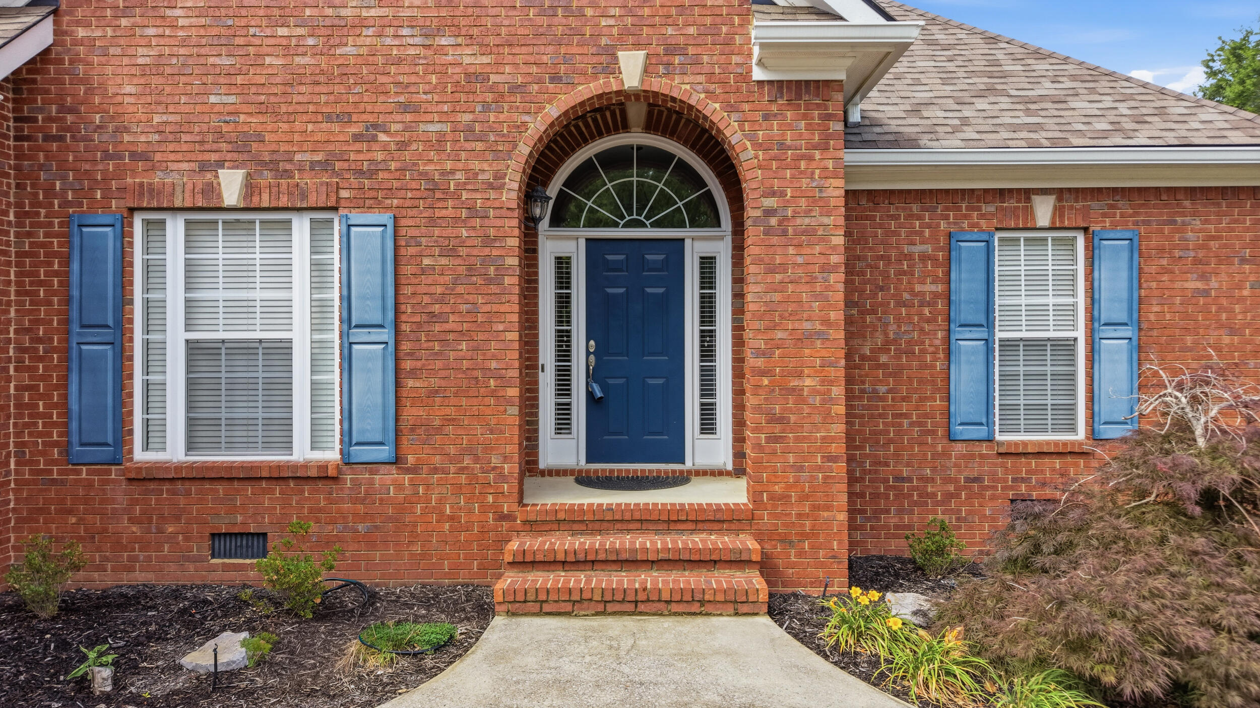 9349 Wandering Way