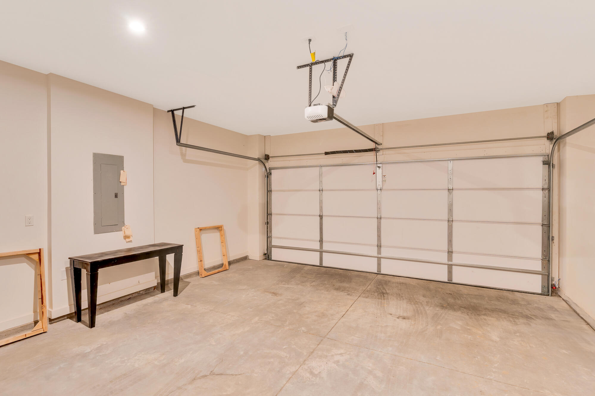 163 Peerless Avenue