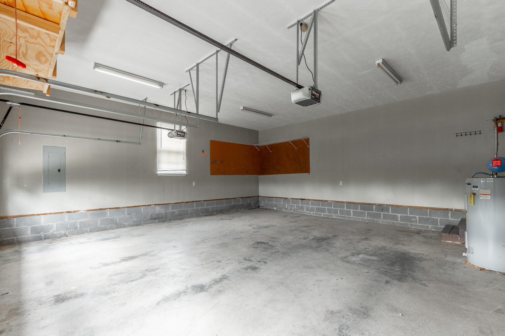 1092 Beaumont Road