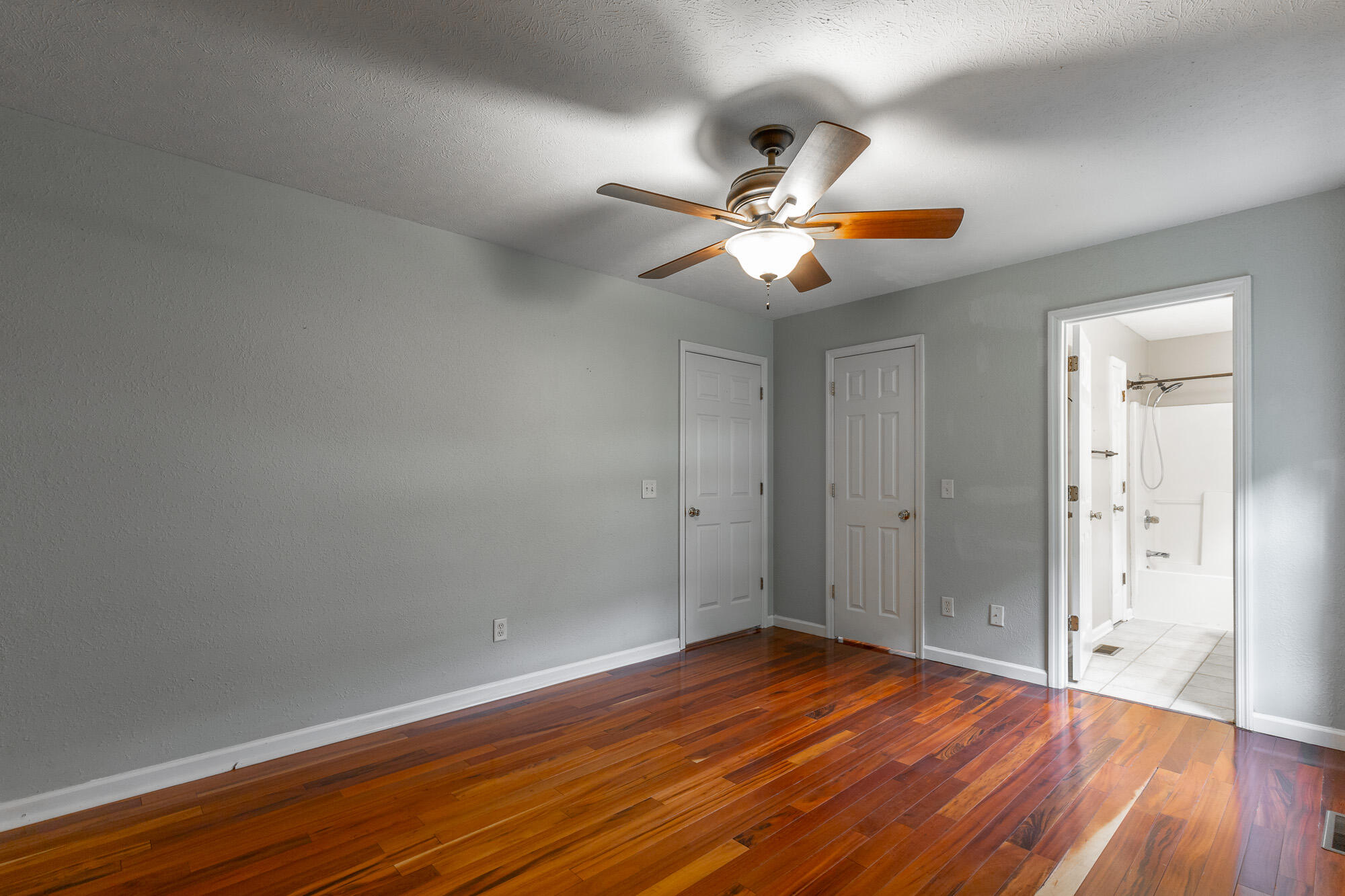 1092 Beaumont Road