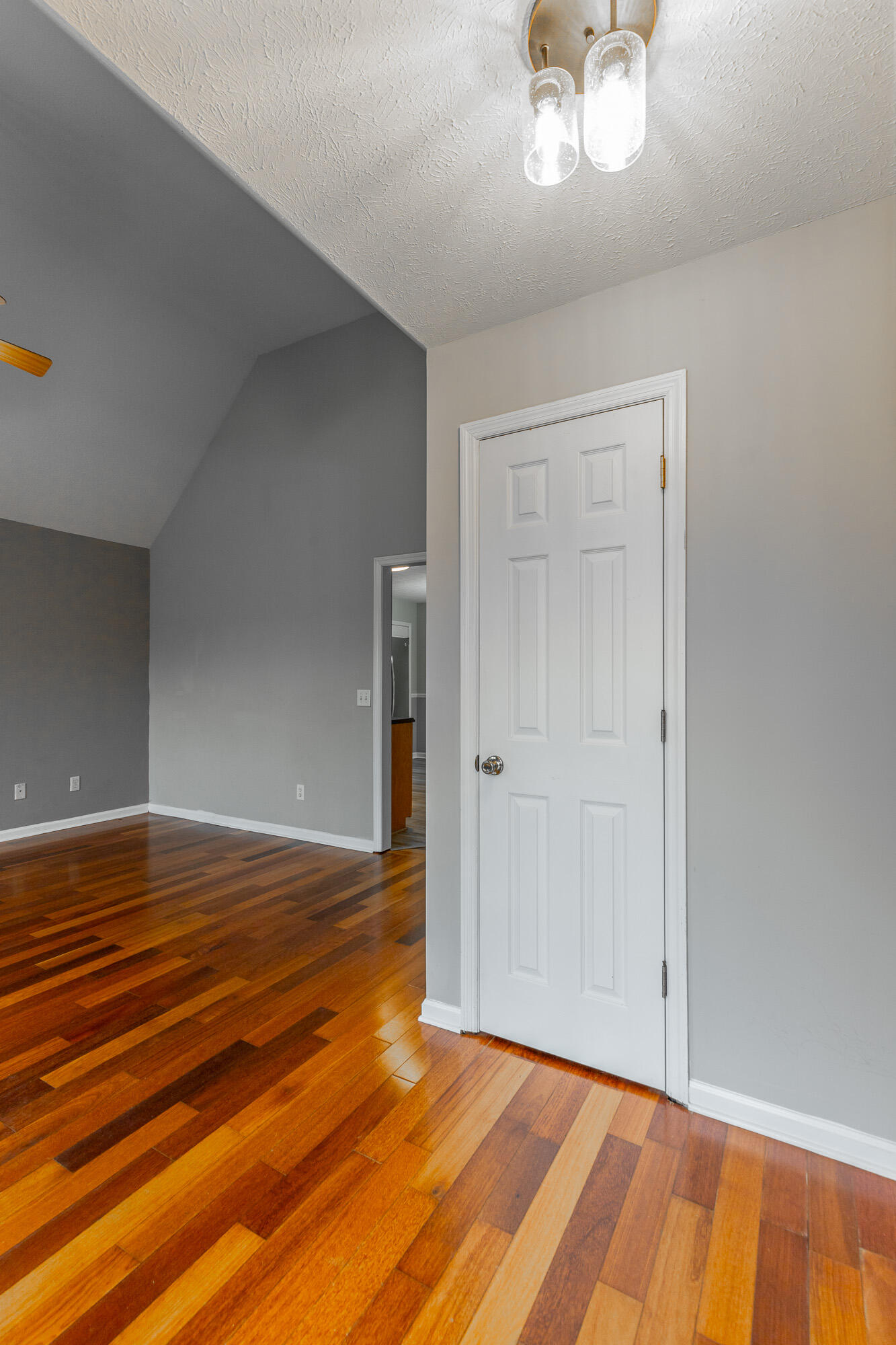 1092 Beaumont Road