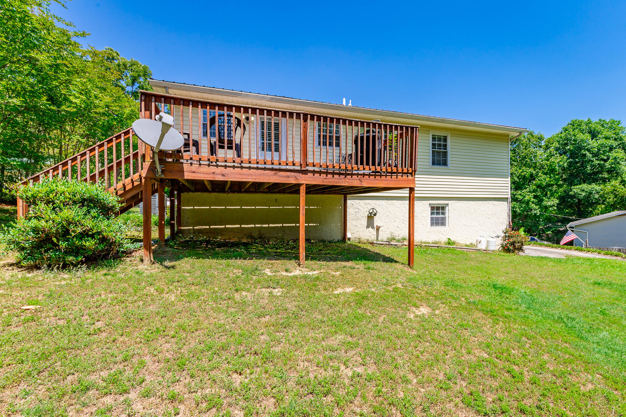 2361 Rolling Brook Drive NE