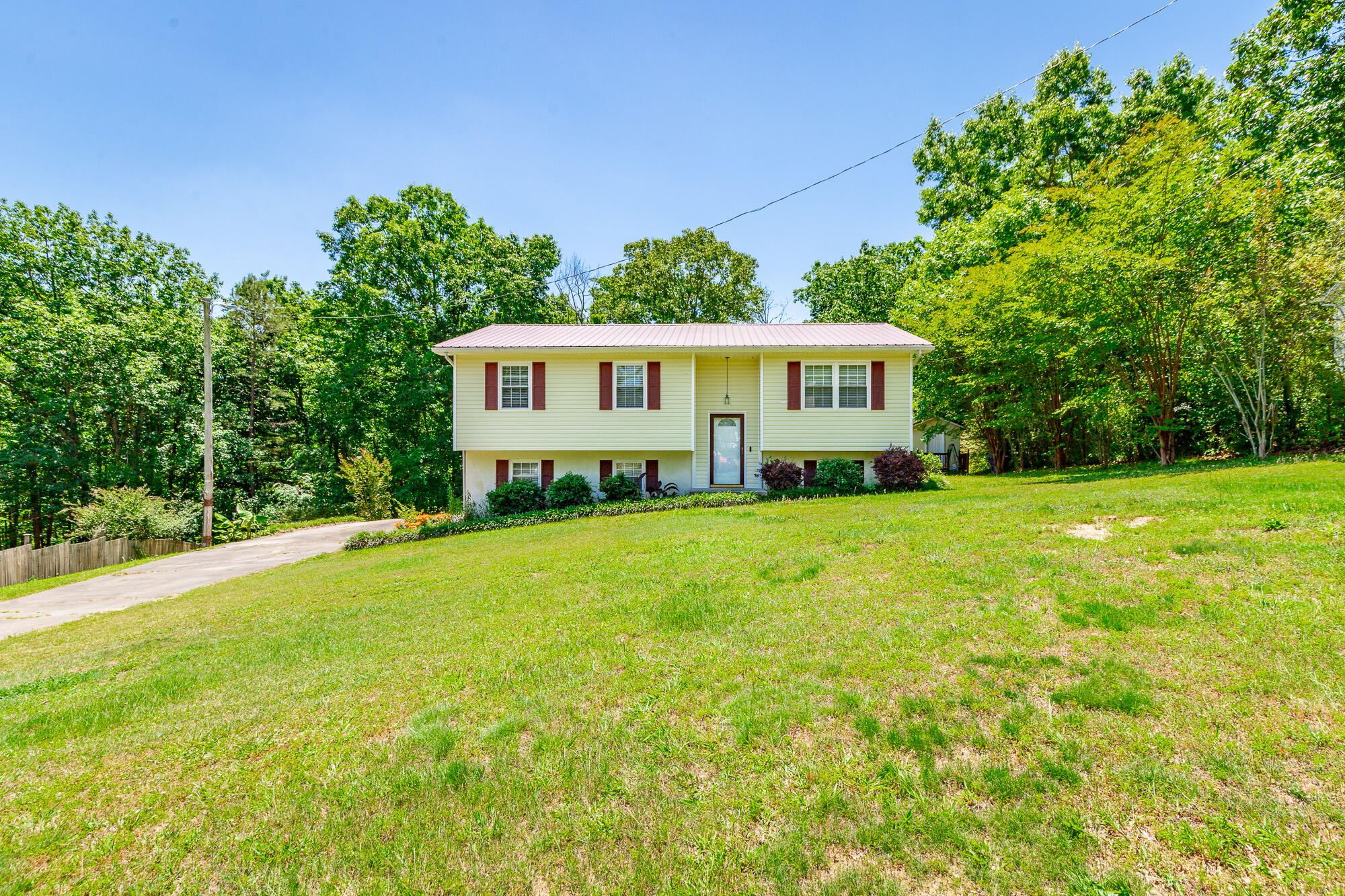 2361 Rolling Brook Drive NE