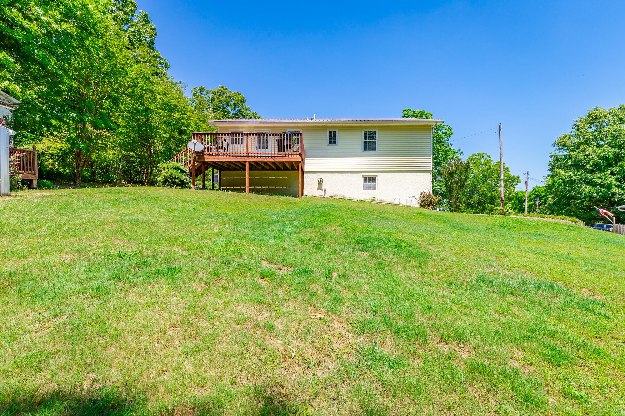 2361 Rolling Brook Drive NE