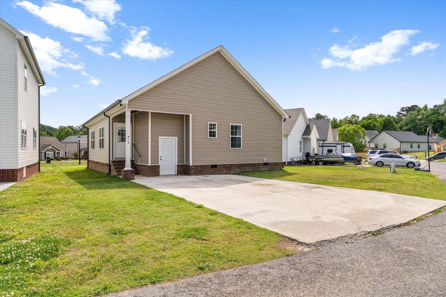 415 Coahulla Creek Drive
