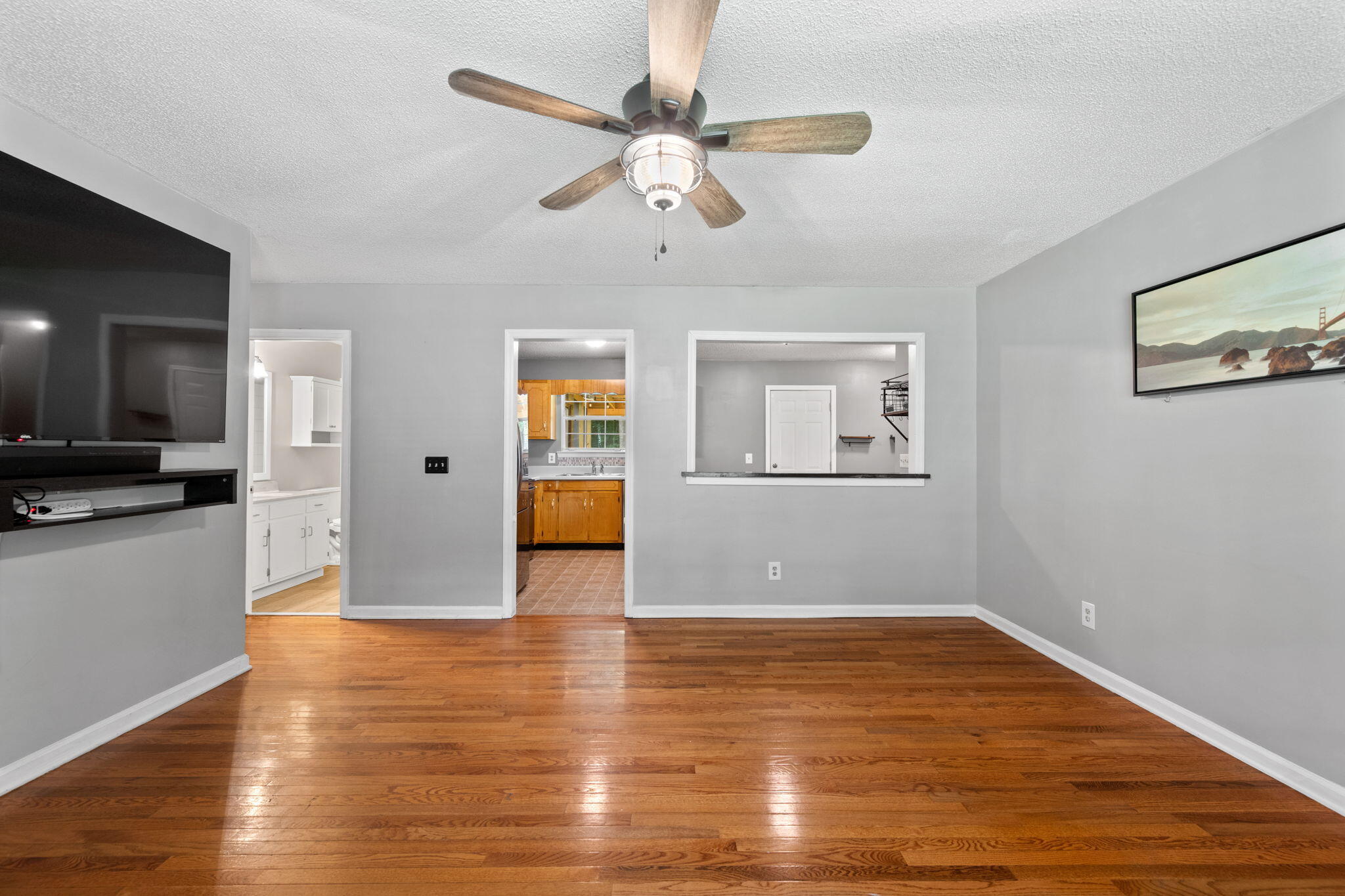 109 Peach Tree Circle NE