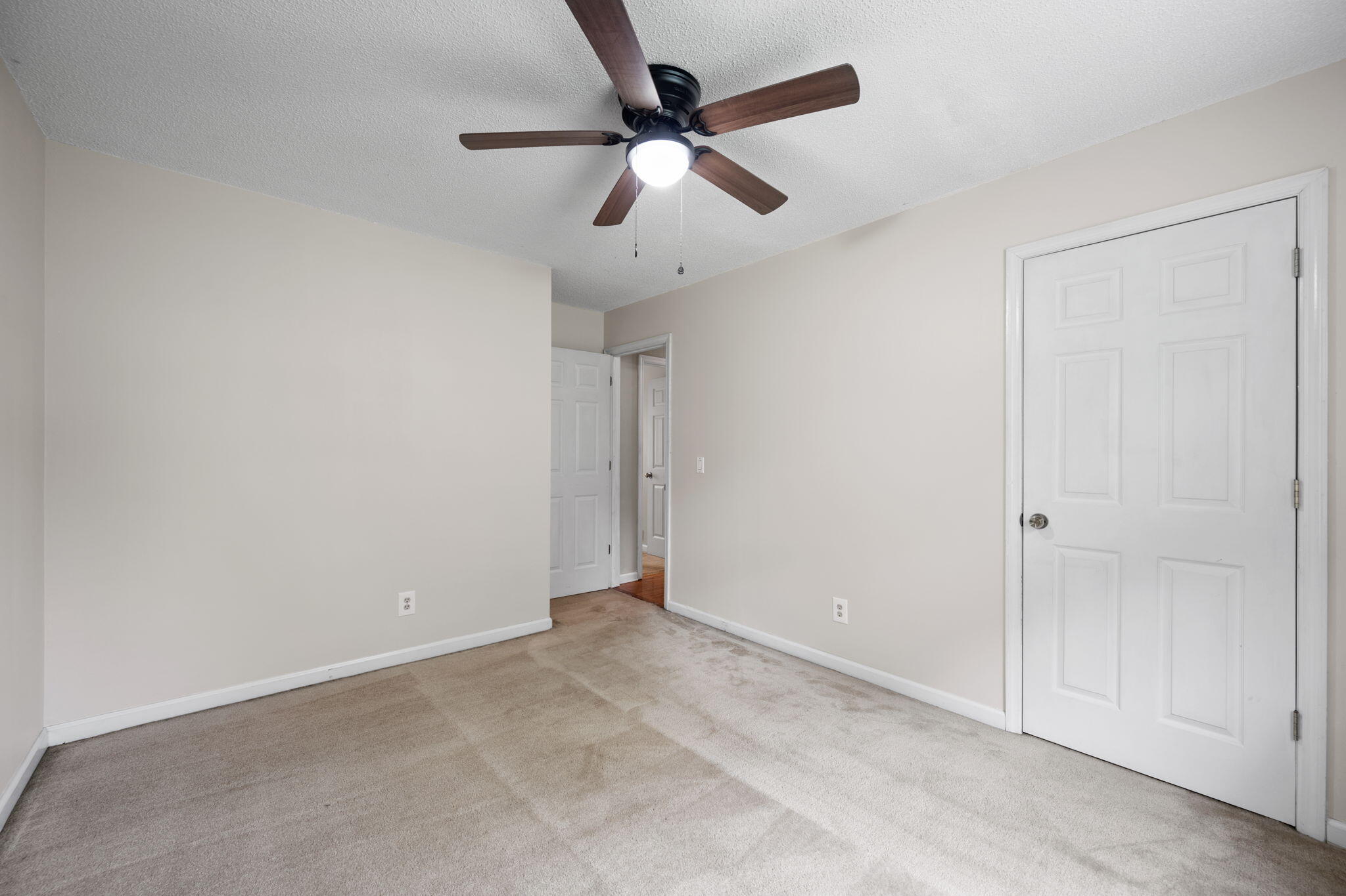 109 Peach Tree Circle NE