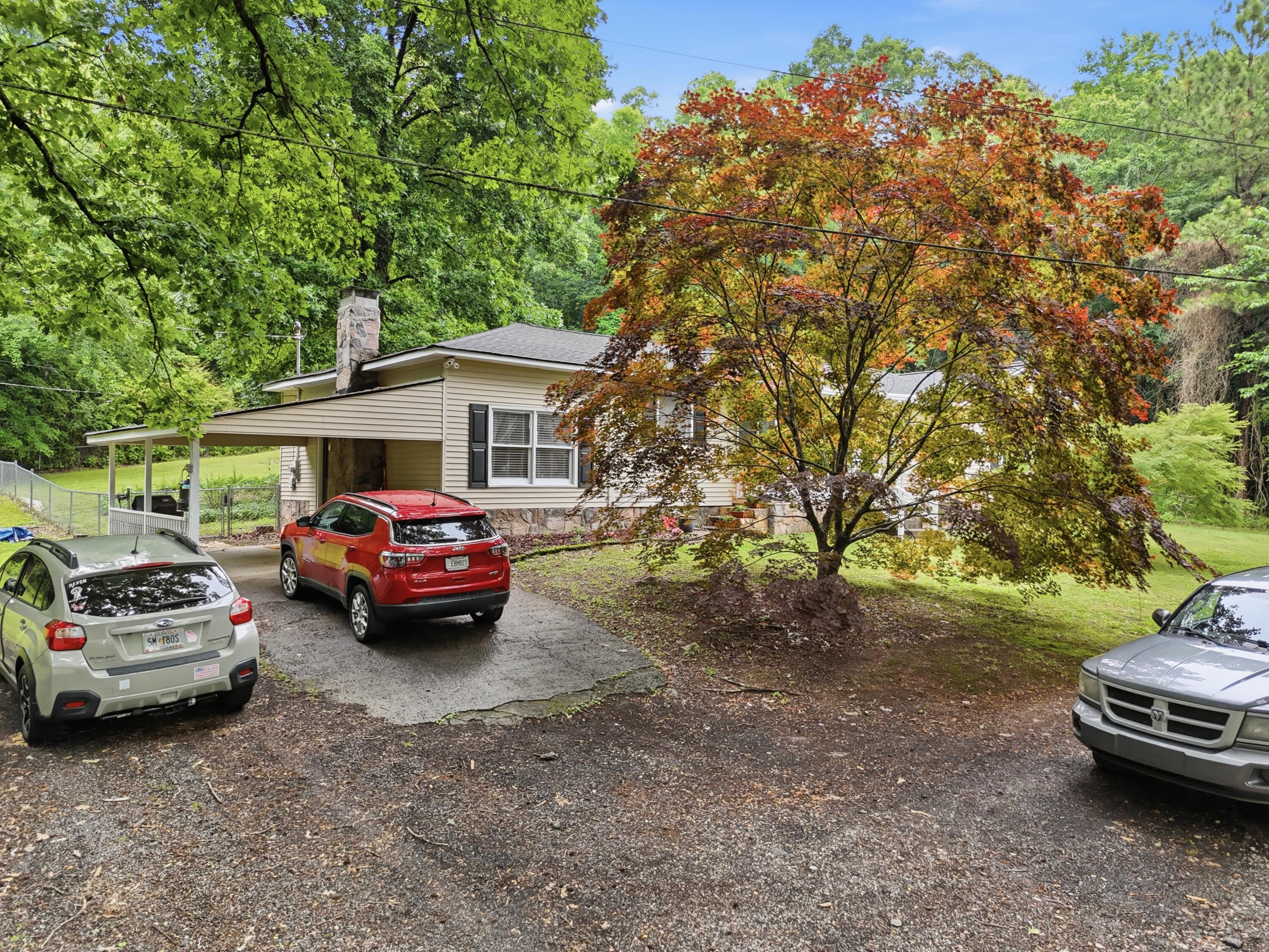 1873 Crow Valley Road NW