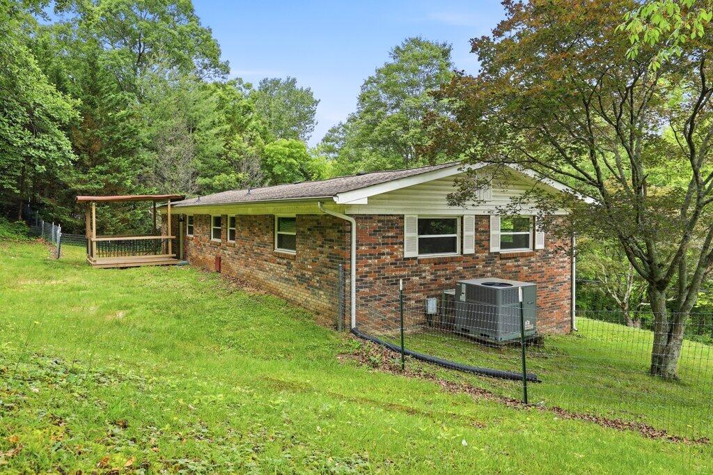 408 Lupton Drive