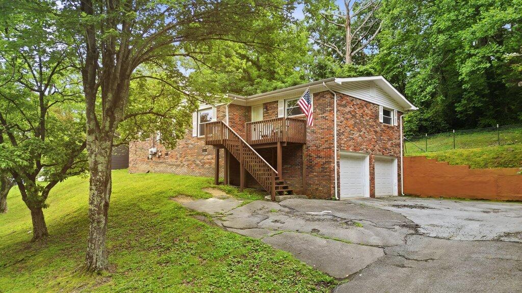 408 Lupton Drive