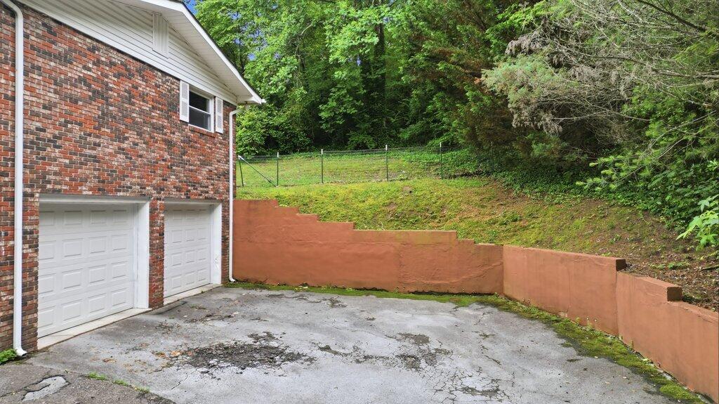 408 Lupton Drive
