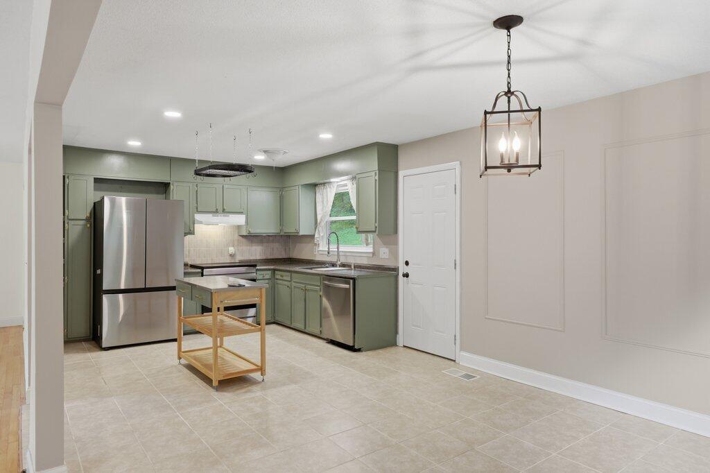 408 Lupton Drive