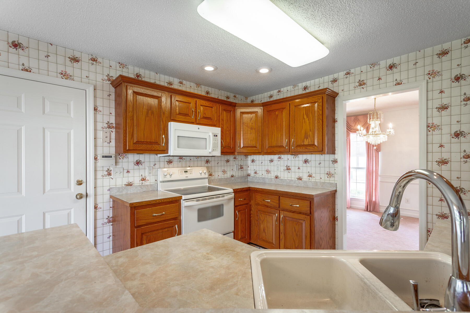 8275 Stillwater Circle
