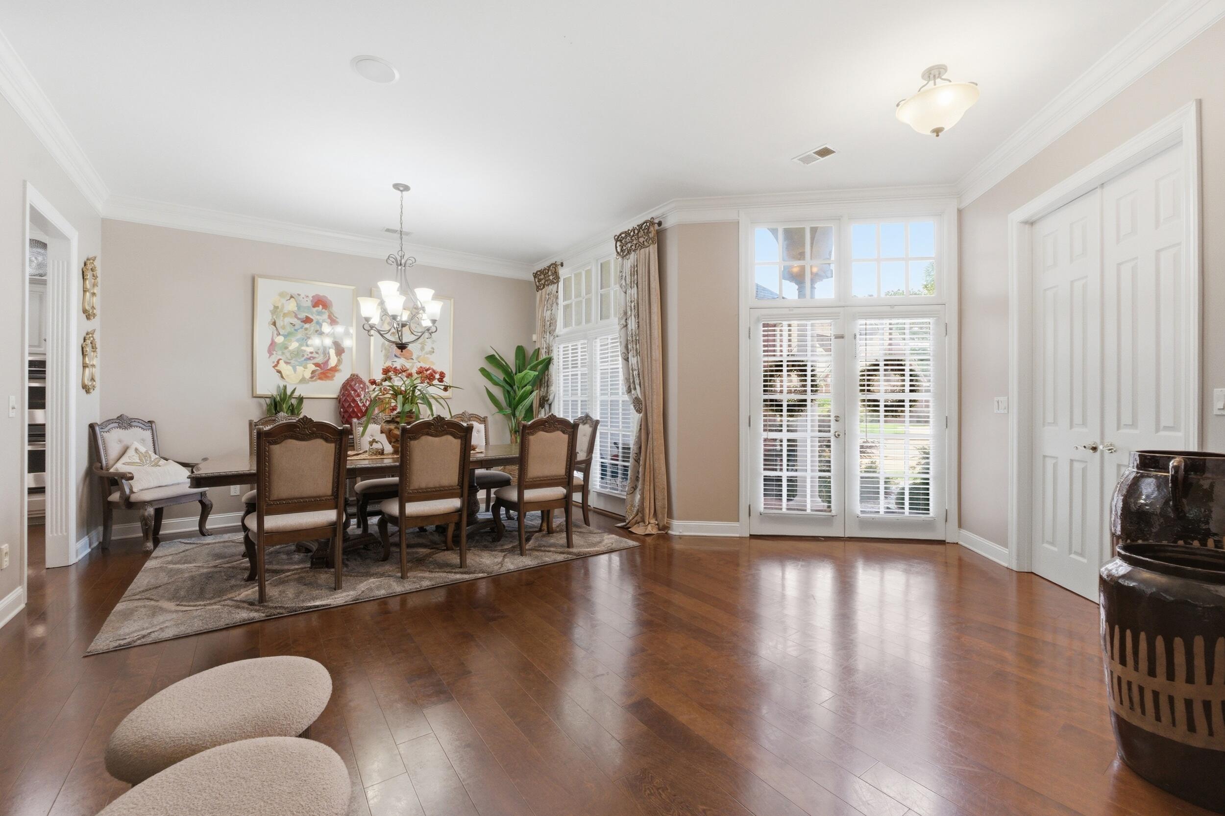 8107 Gatehouse Crossing