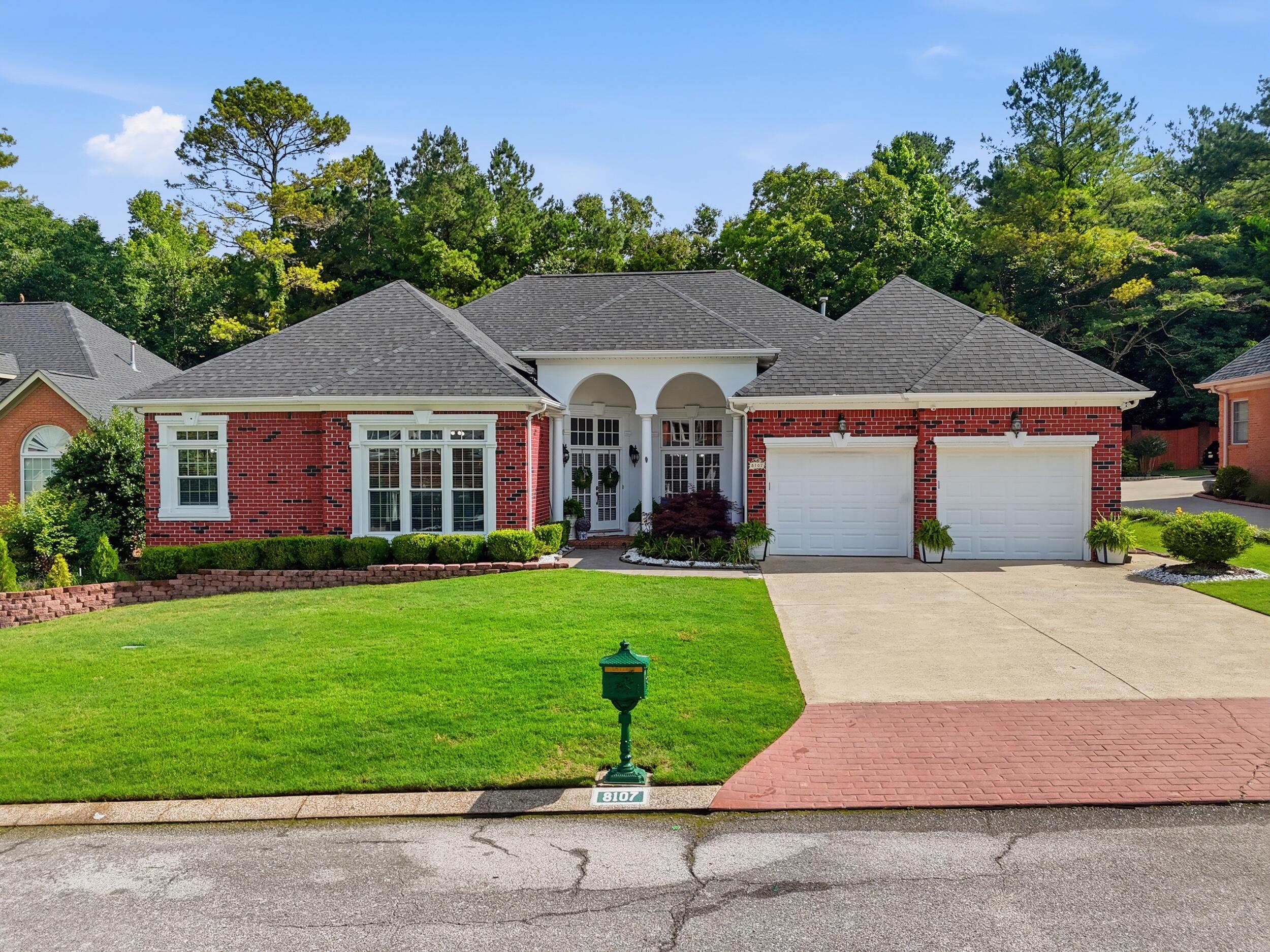 8107 Gatehouse Crossing