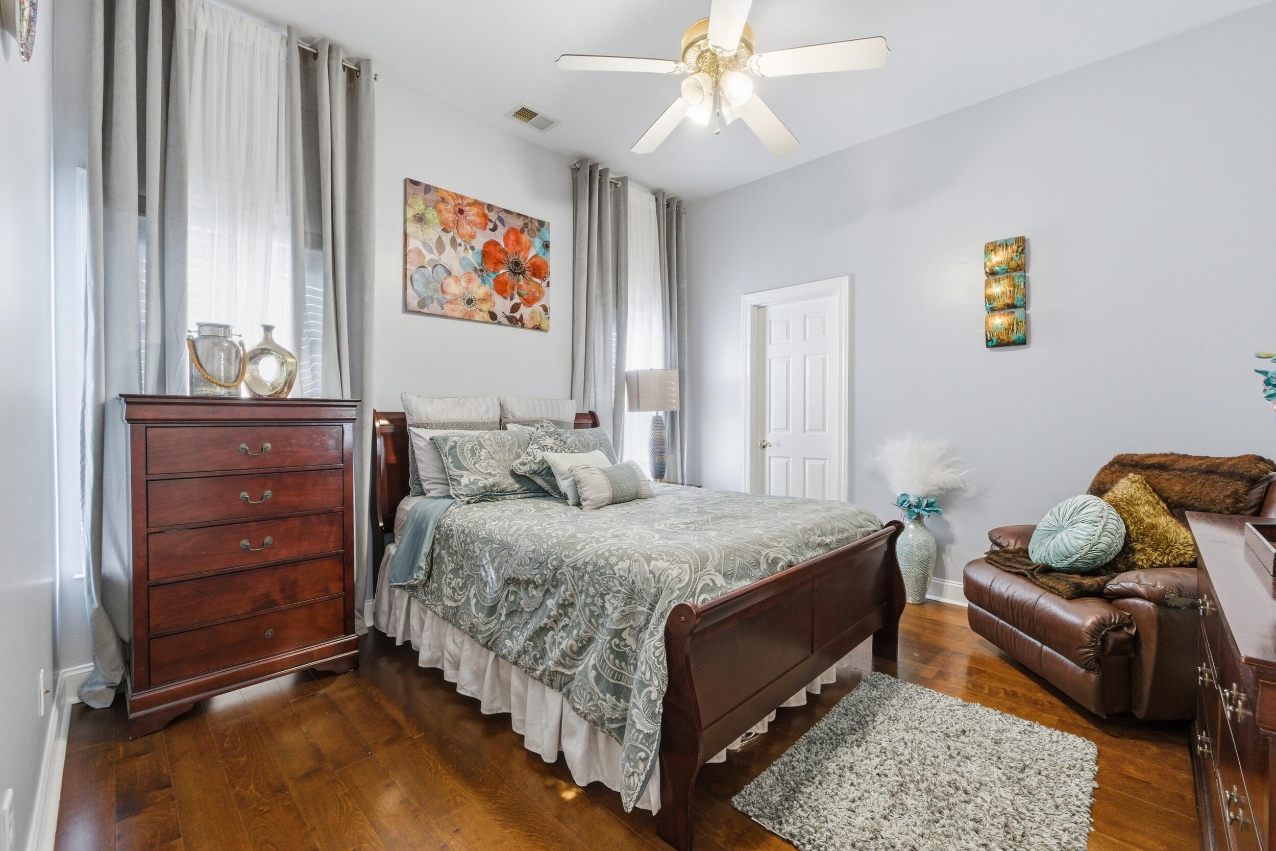 8107 Gatehouse Crossing