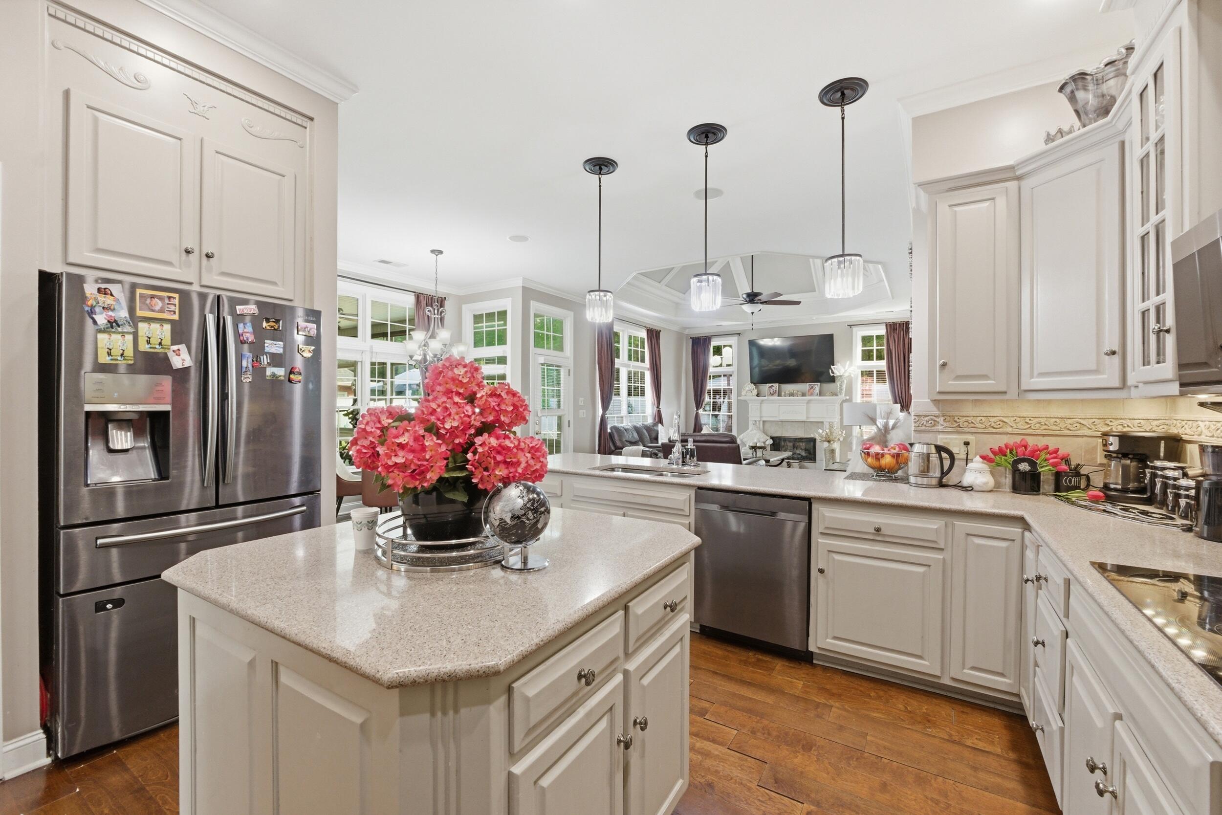 8107 Gatehouse Crossing