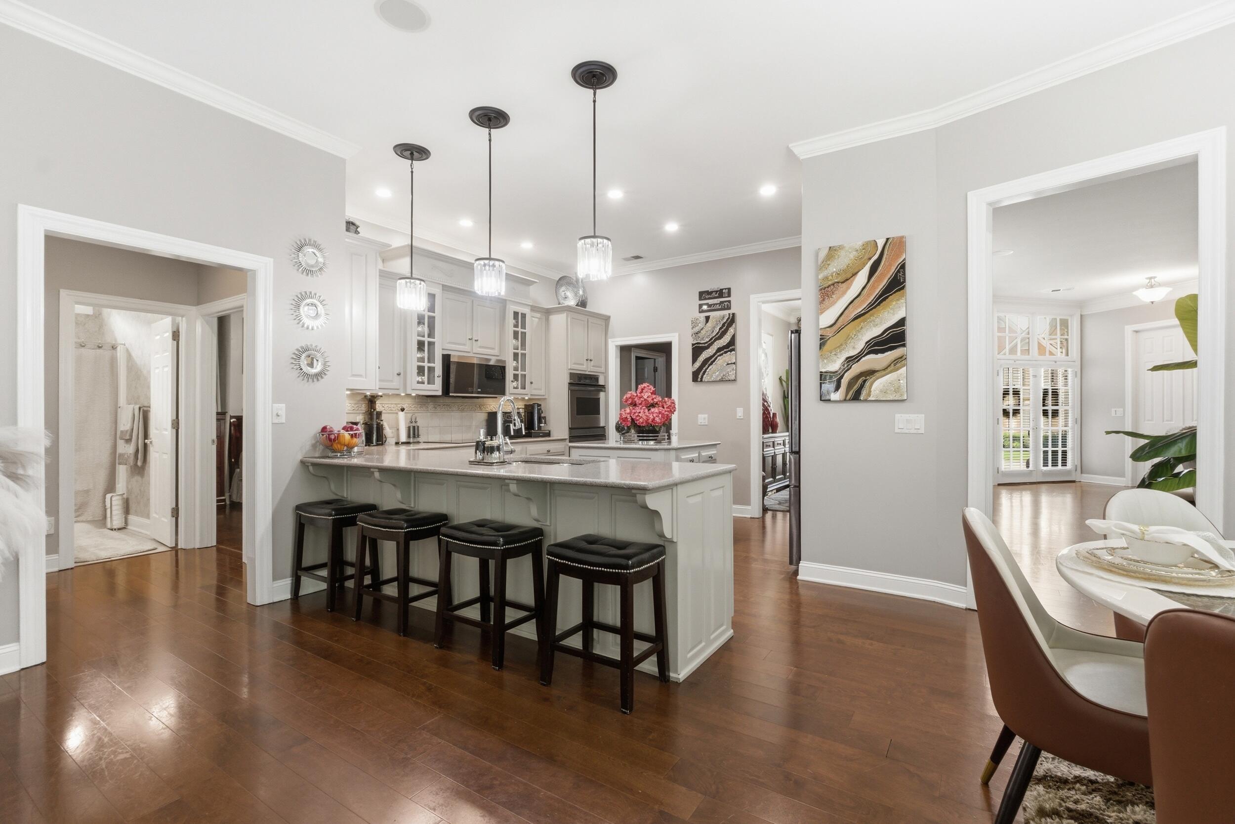 8107 Gatehouse Crossing