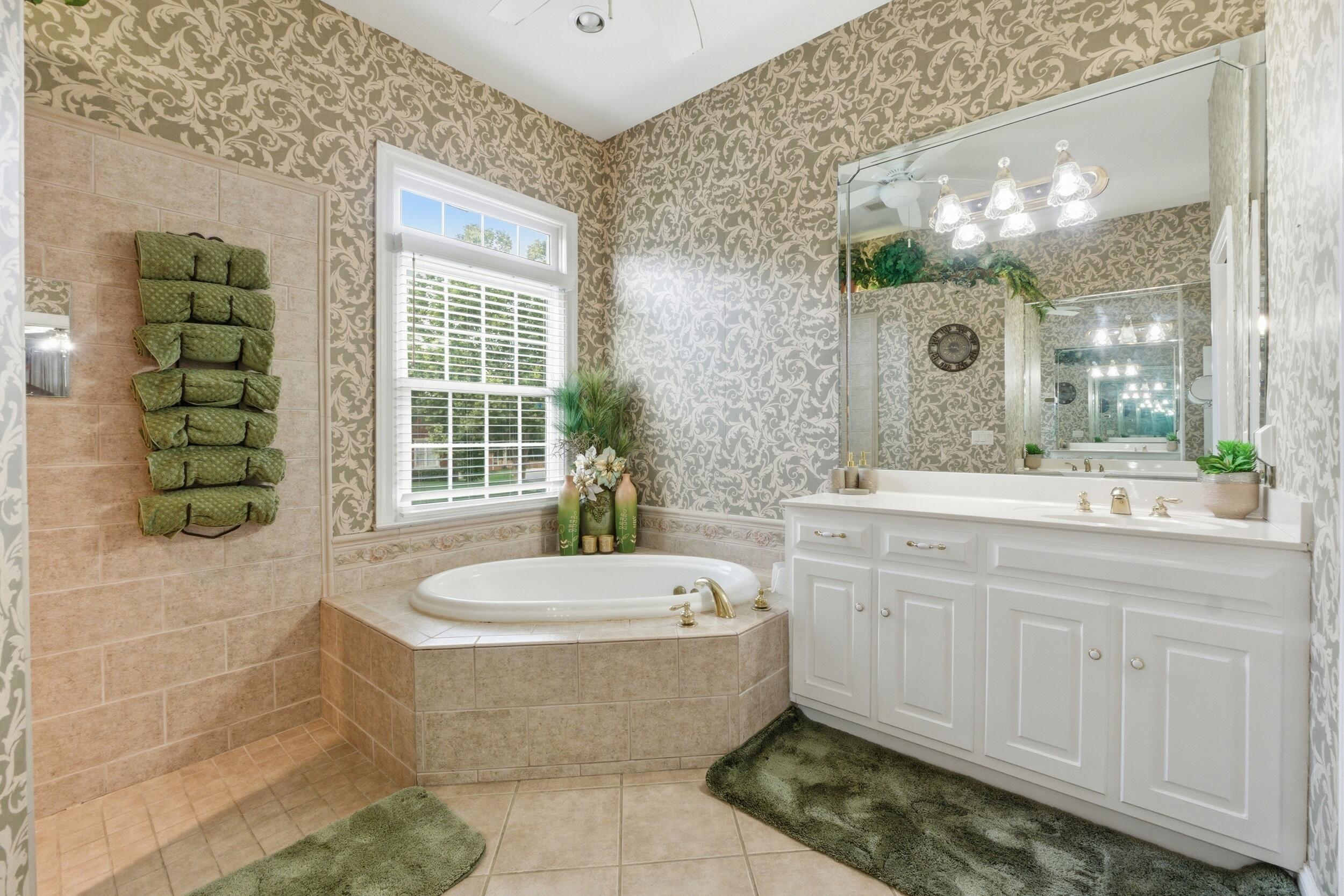 8107 Gatehouse Crossing