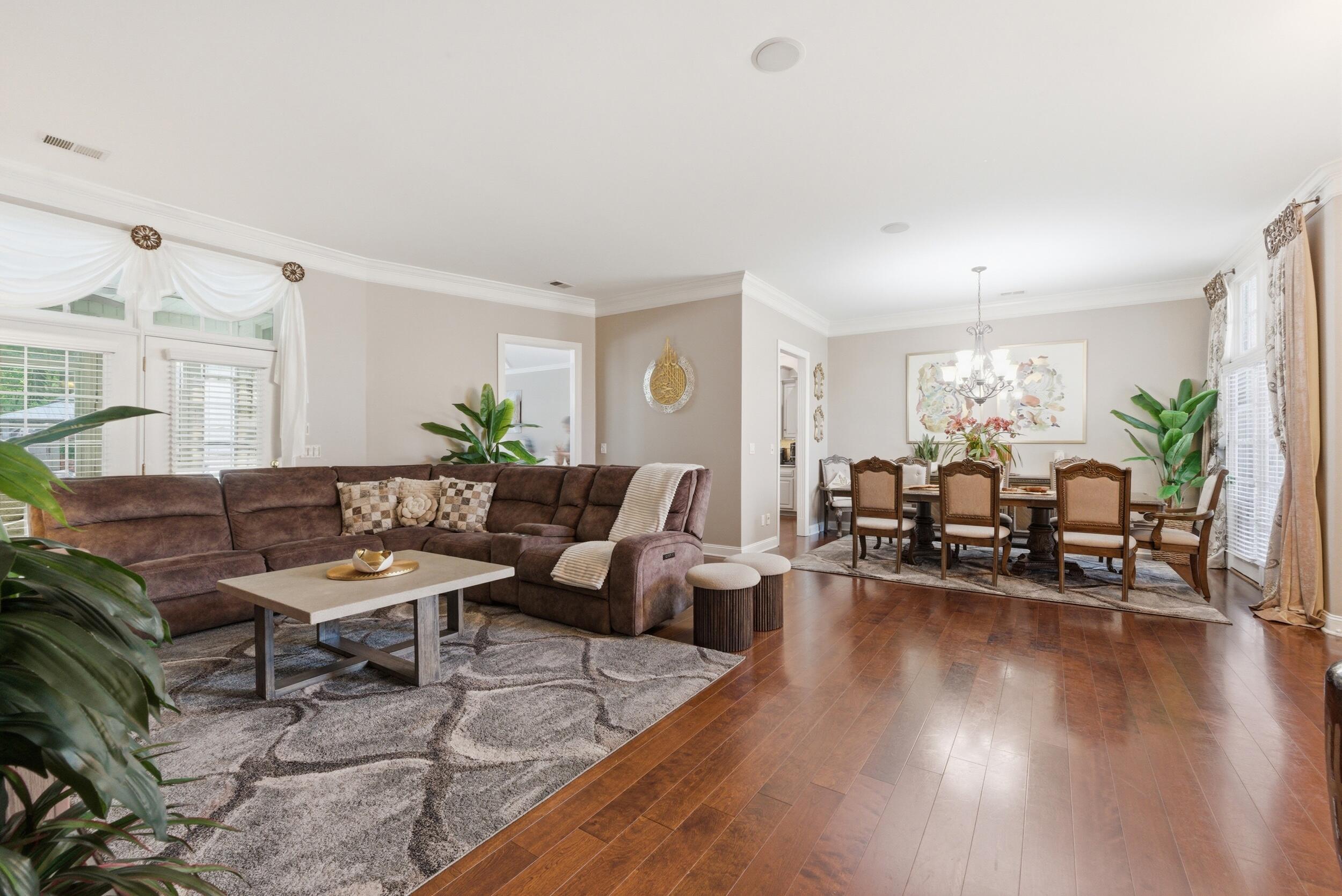 8107 Gatehouse Crossing