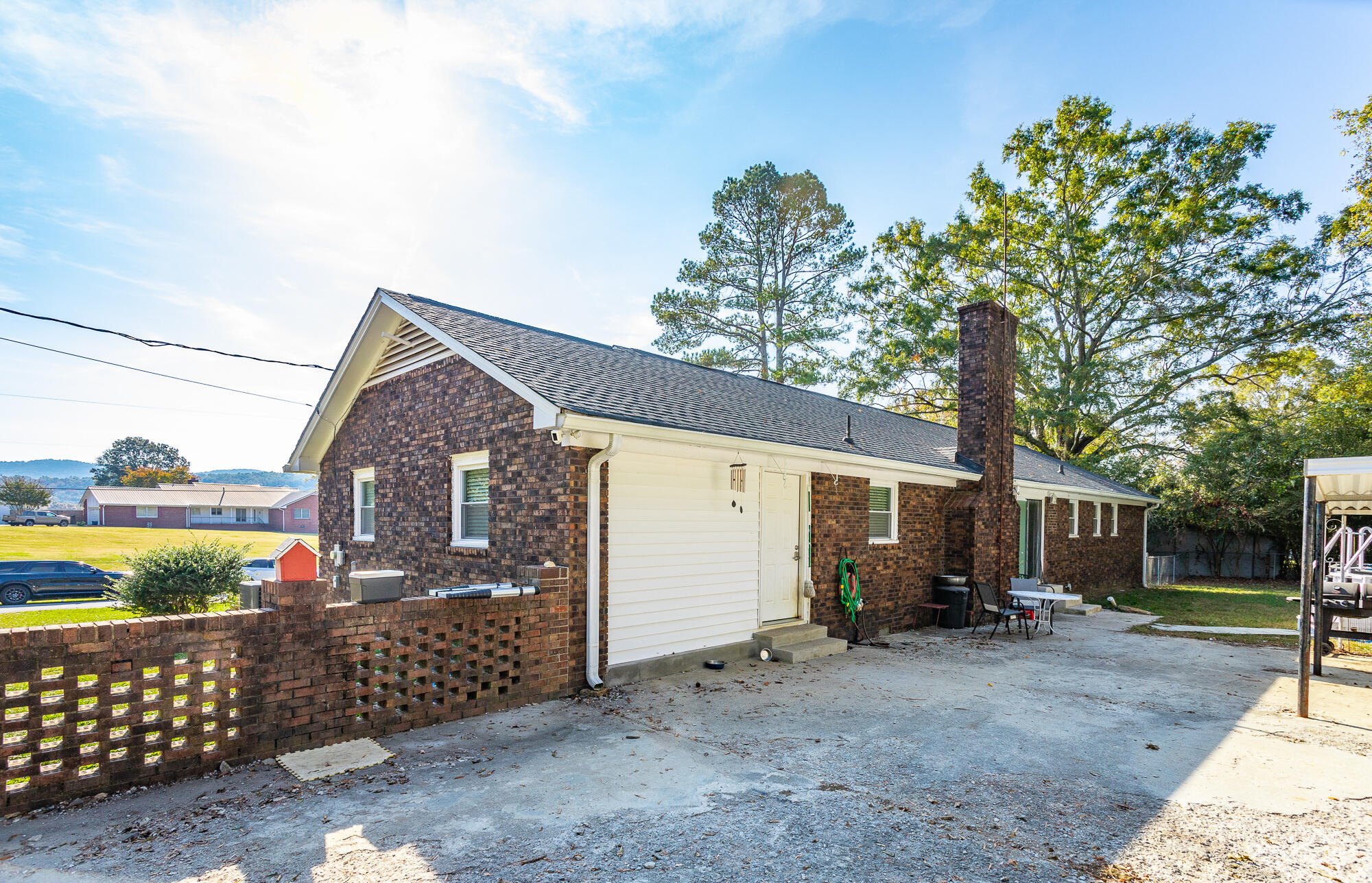 34 N Lewis Street
