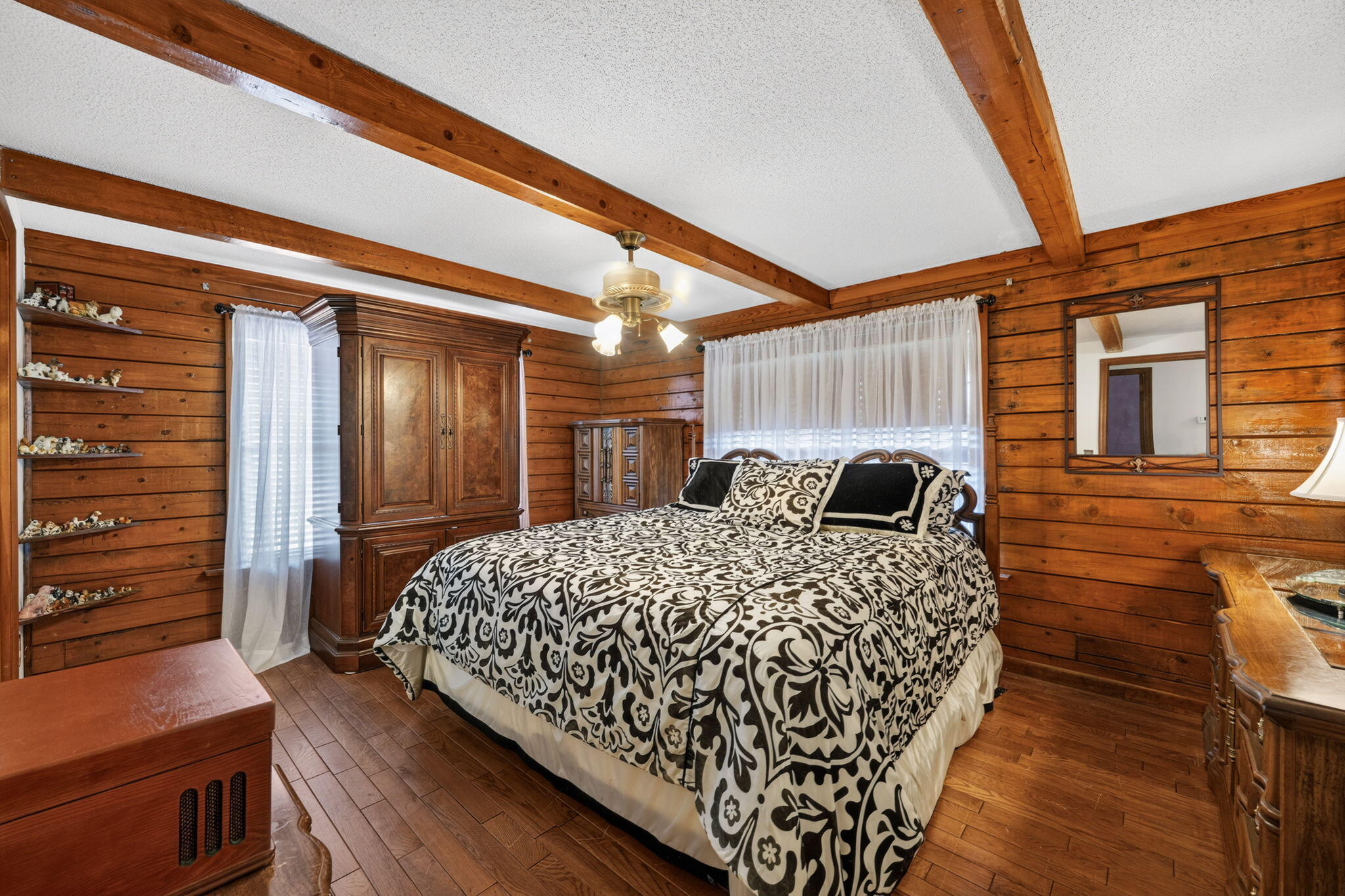 407 White Road