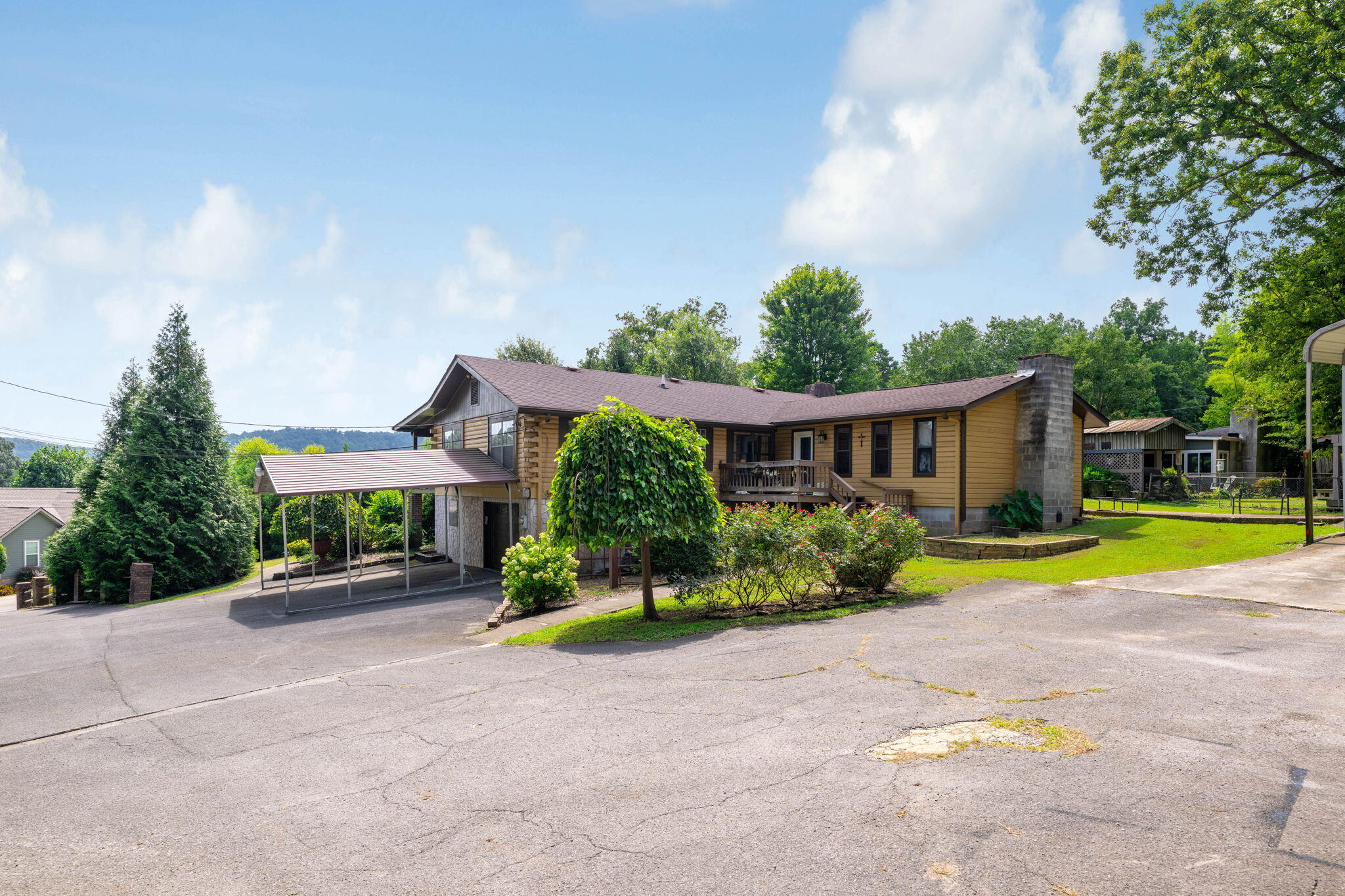 407 White Road