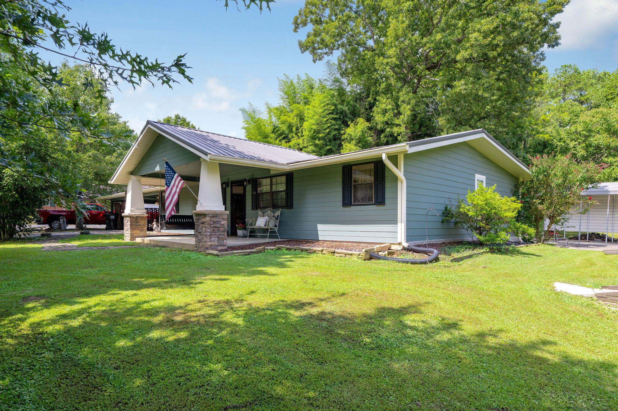 407 White Road