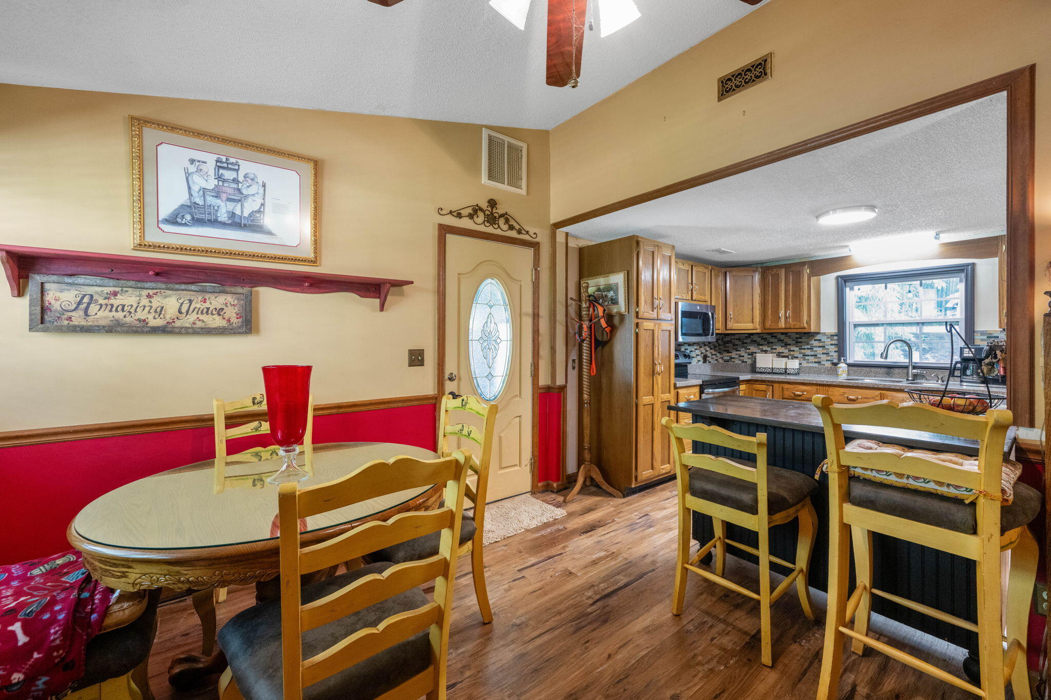 407 White Road