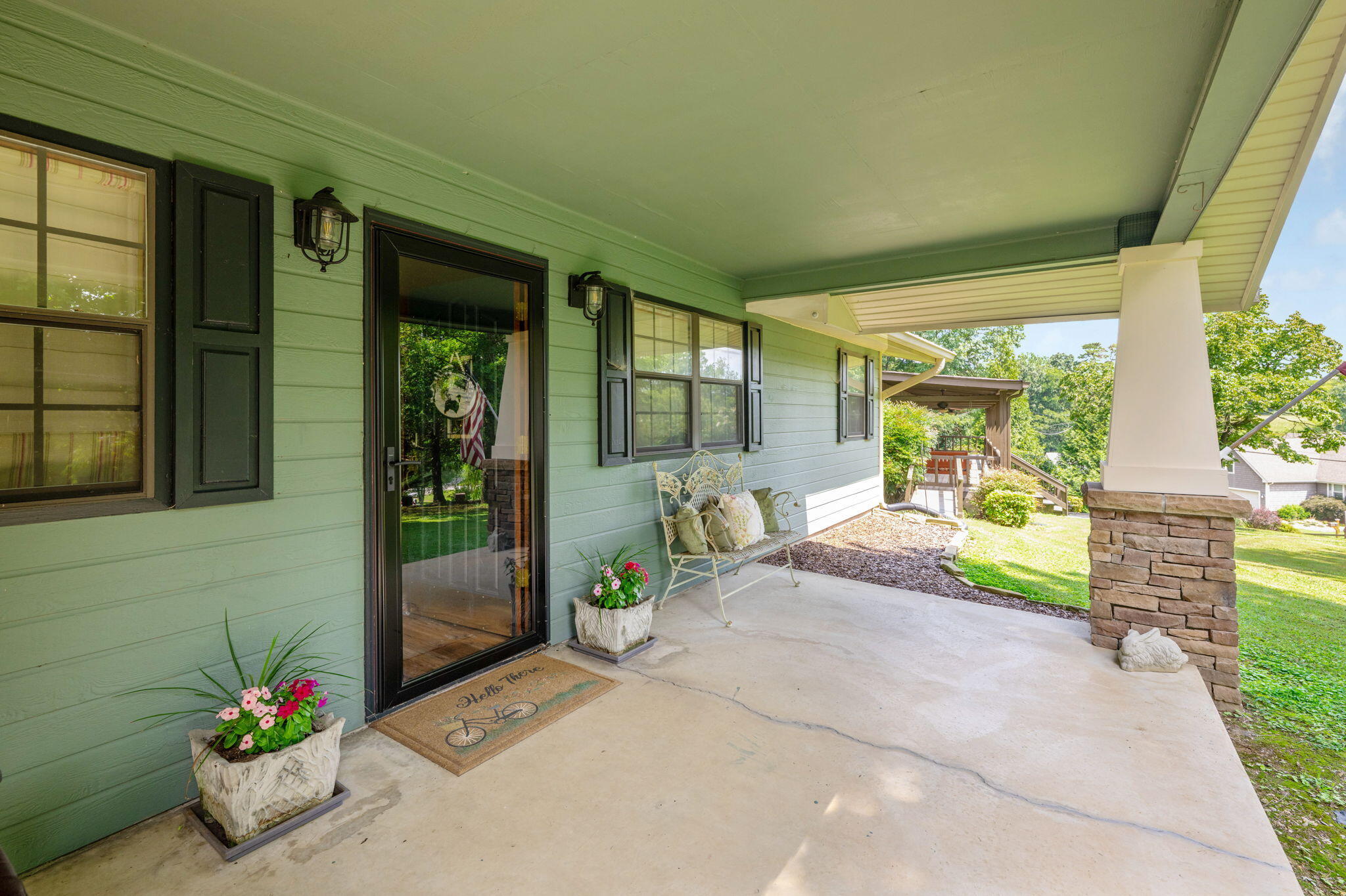 407 White Road