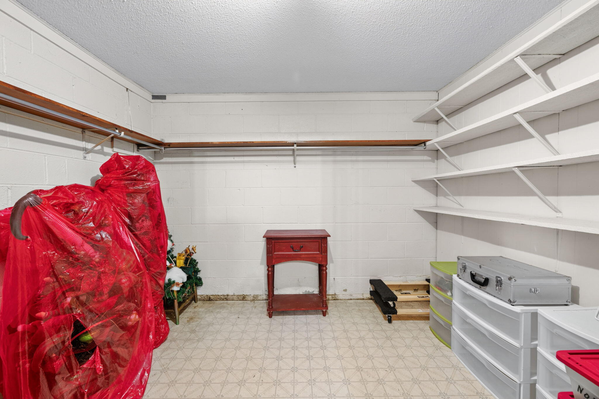 407 White Road