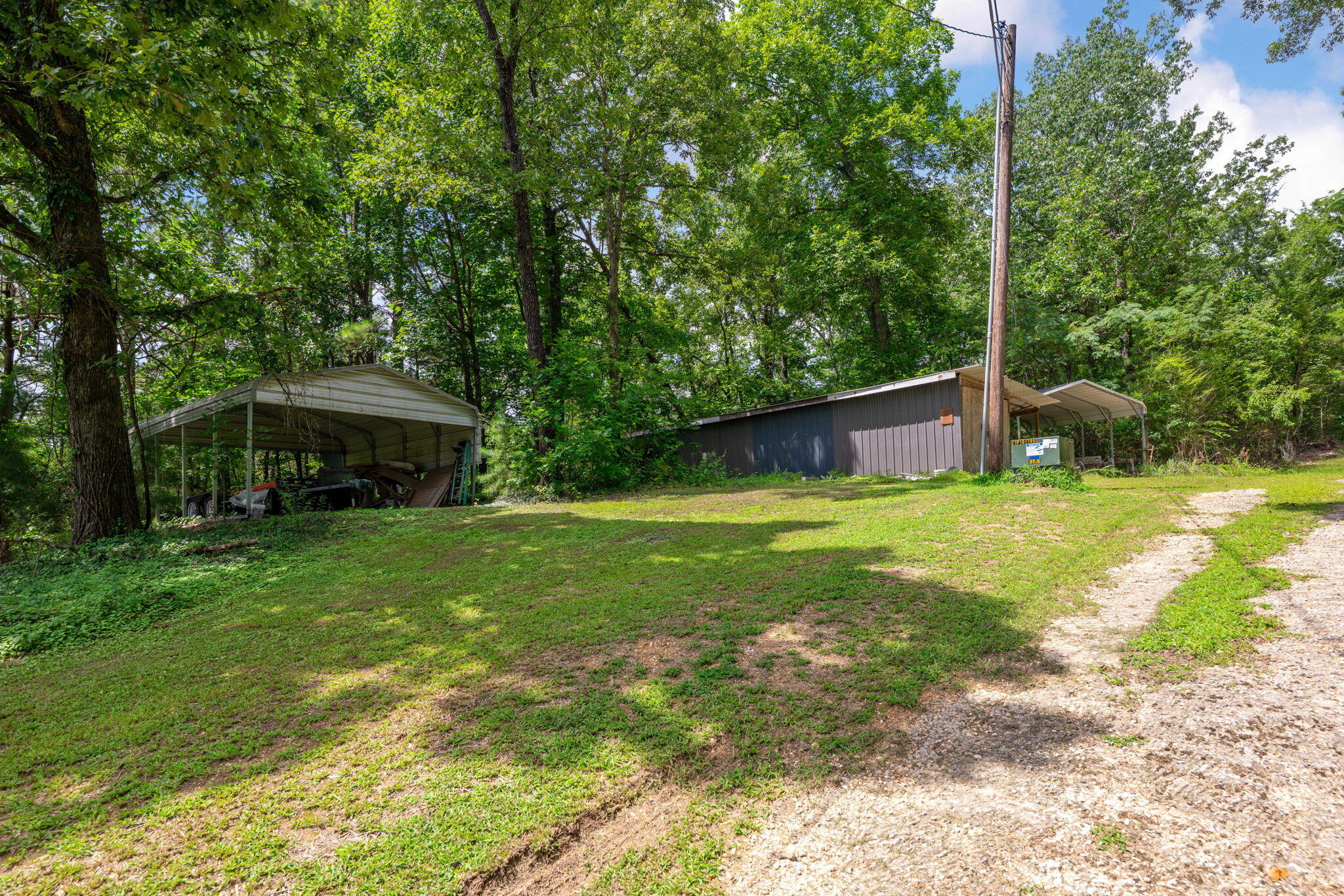 407 White Road