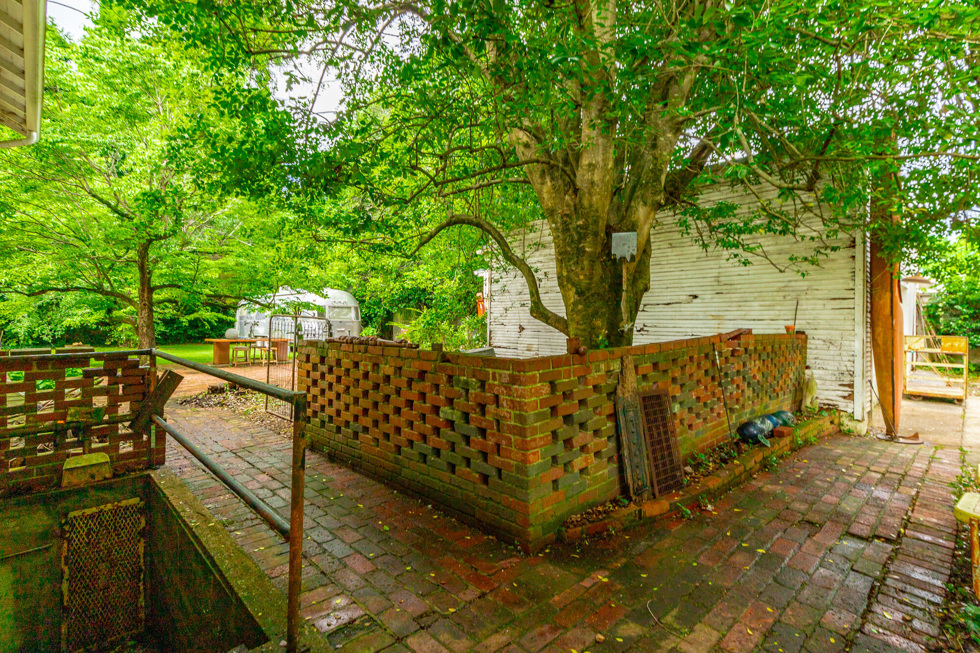215 Gordon Street