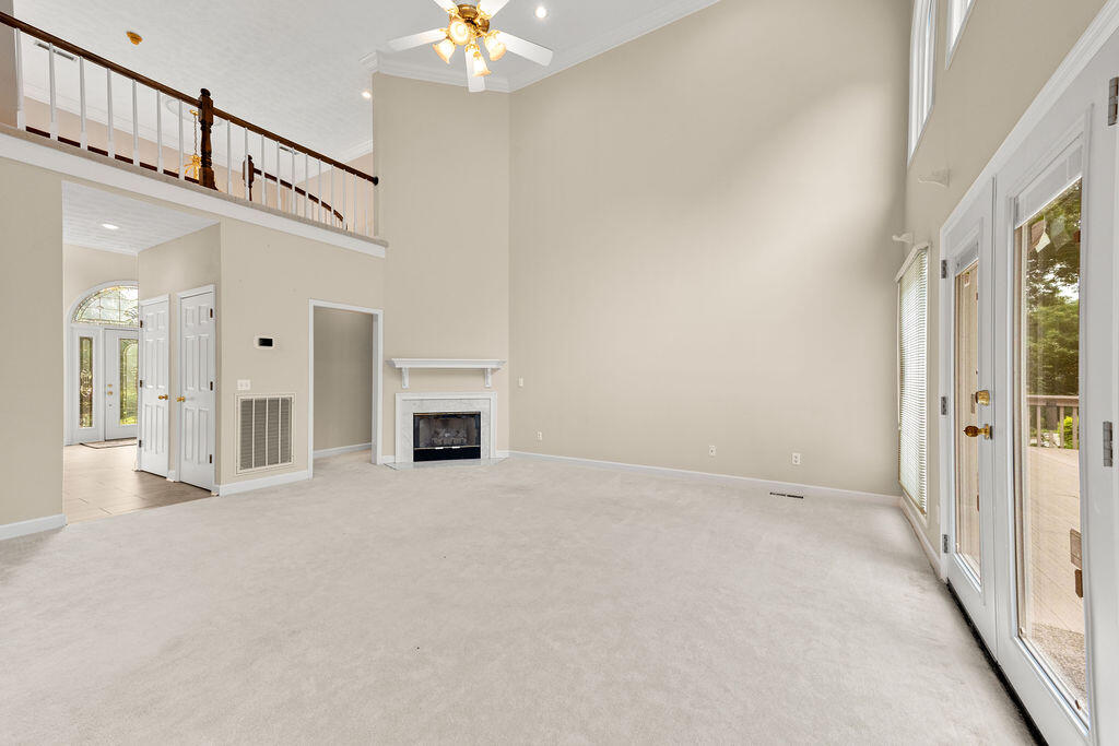 807 Candlewood Trail