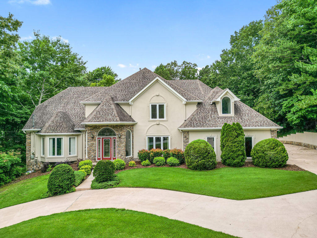 807 Candlewood Trail