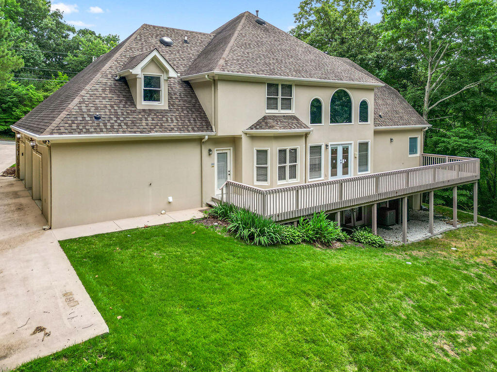 807 Candlewood Trail